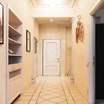 Apartment Luxury On The Center Of